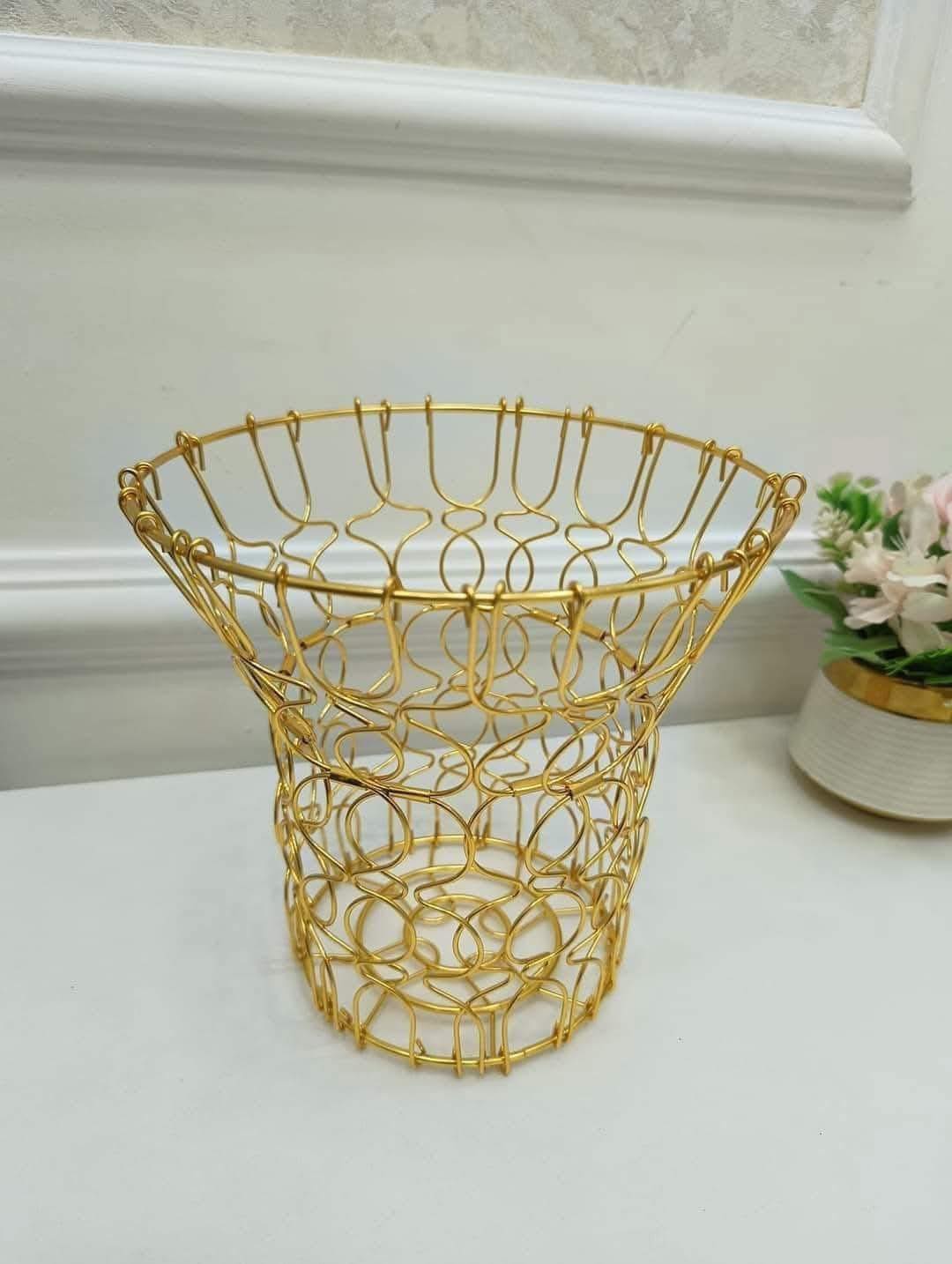 Multi-Shape Gold Wire Basket