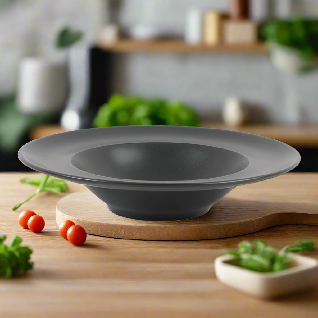 Porland Seasons Pasta Plate - Black, 26cm