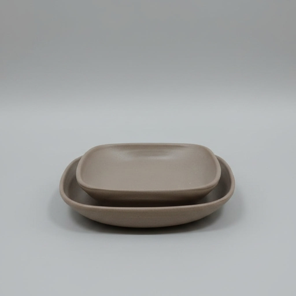 Organic Edge Square Pottery Plate Set